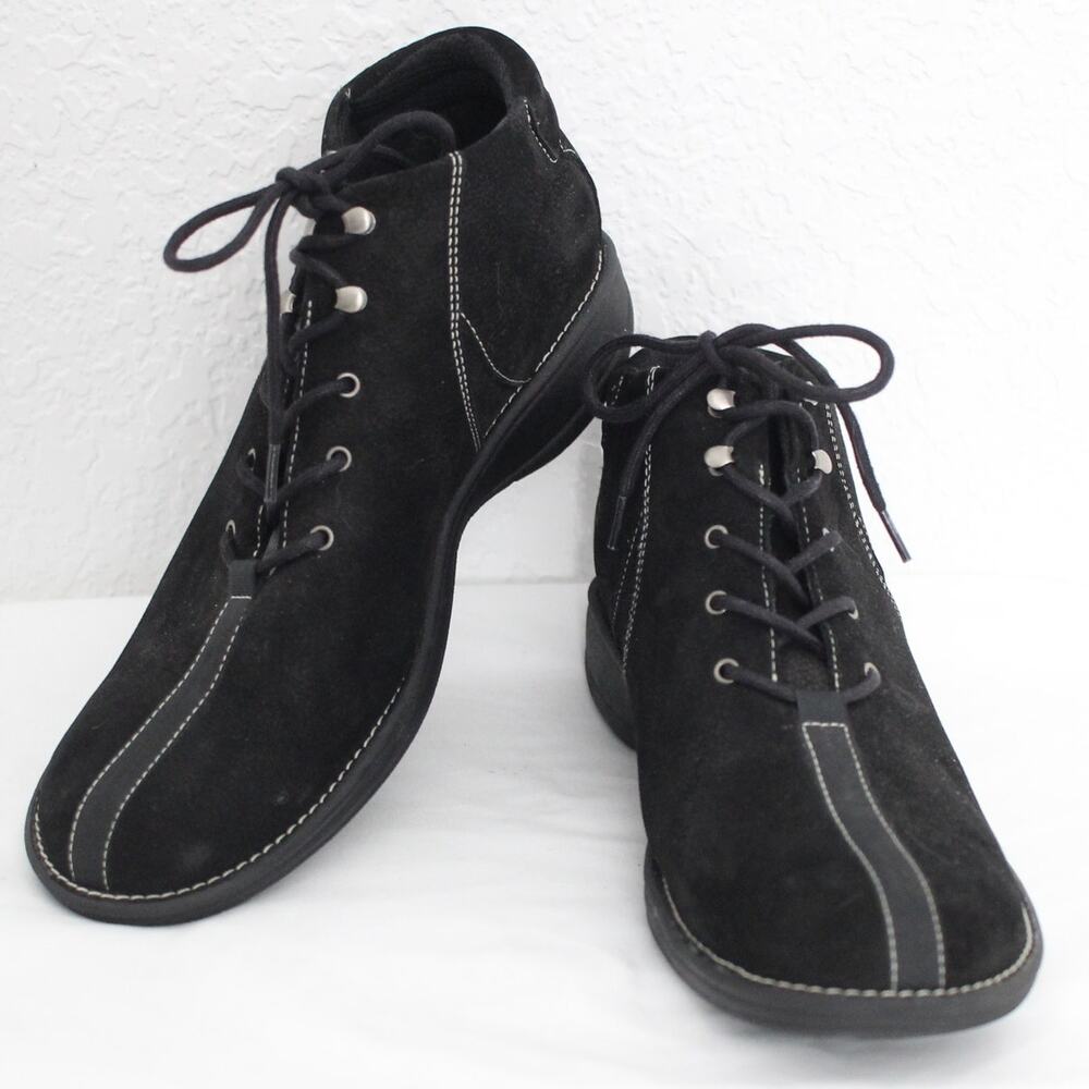 White Mountain Lisa Nubuck Leather Lace Up Ankle Bootie Size 10